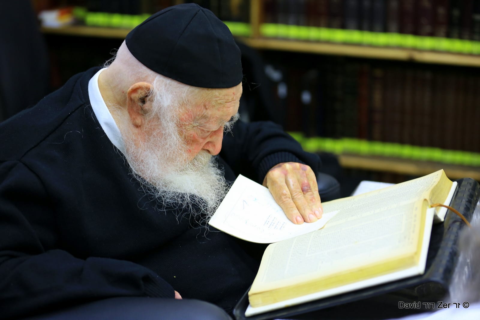 Watch: Maran Shlita talks about the amounts of letters he receives!